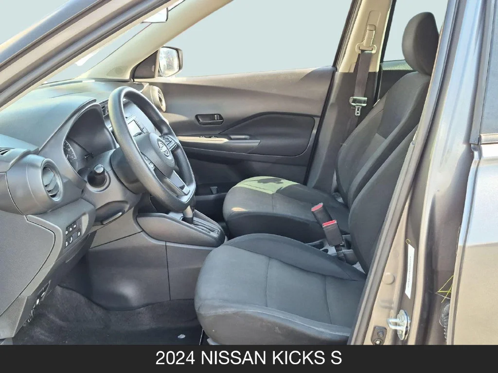 Used 2024 Gray Nissan S image 14