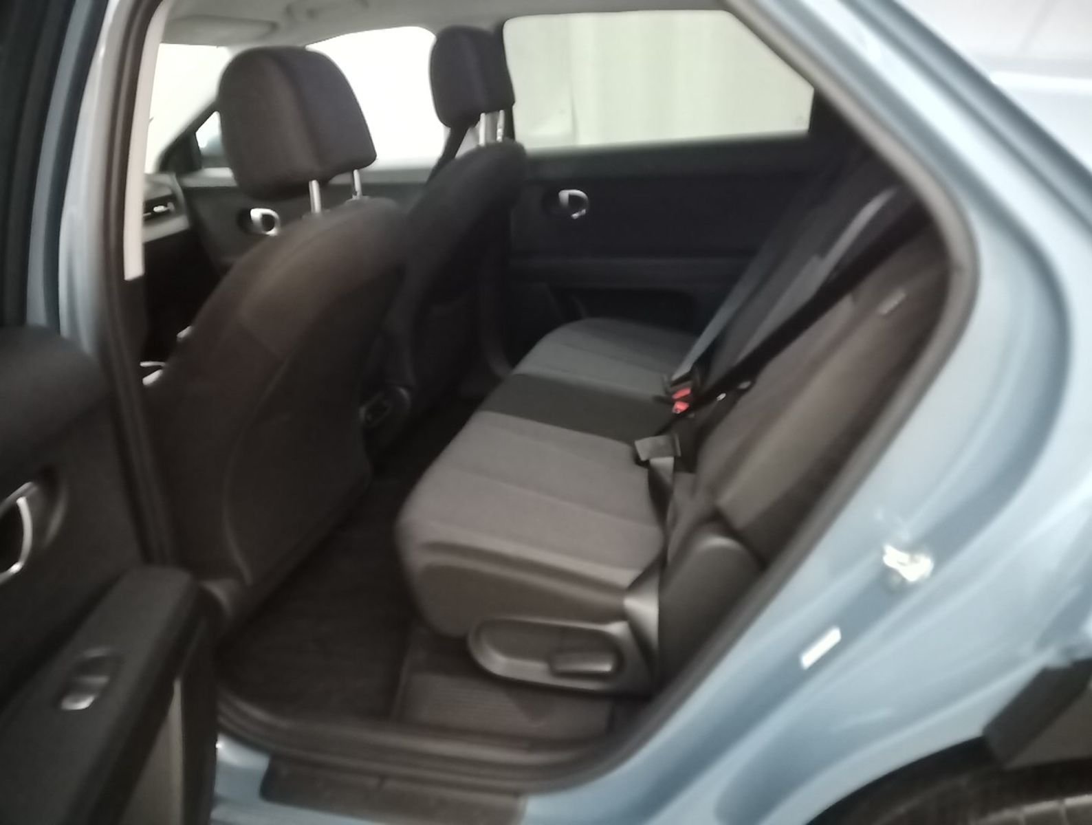 Used 2024 Blue Hyundai SEL image 10