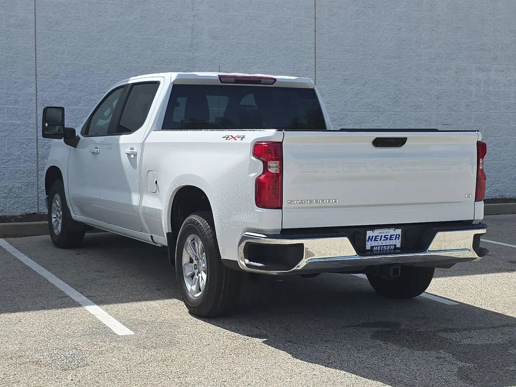 2023 Chevrolet Silverado 1500 LT - Photo 11