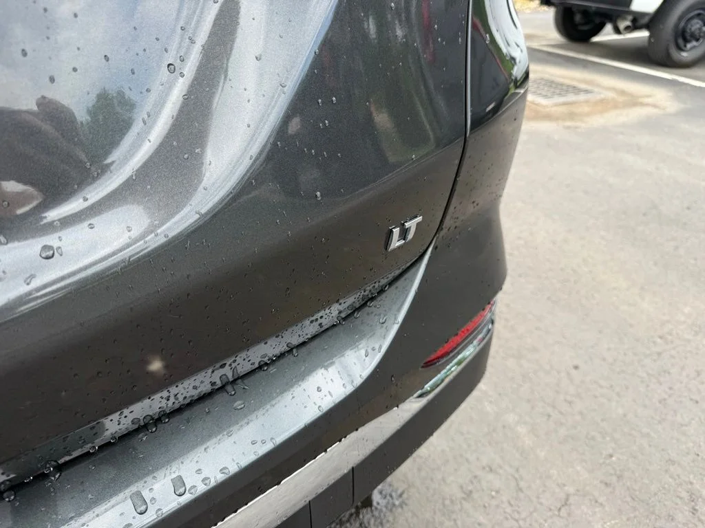 Used 2018 Gray Chevrolet LT image 37