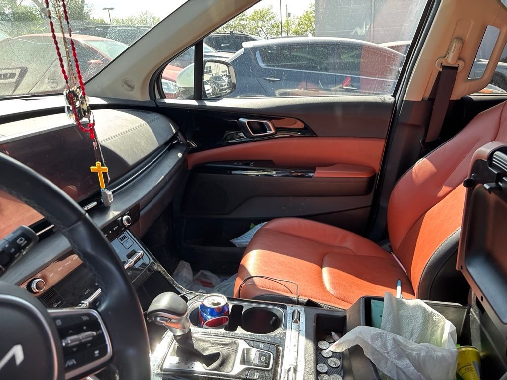 Used 2024 White Kia SX image 20