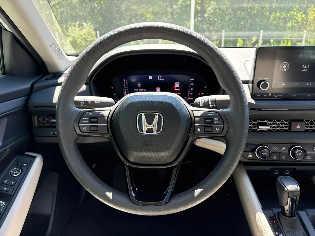 Certified Used 2025 Platinum White Pearl Honda 1.5T SE image 55