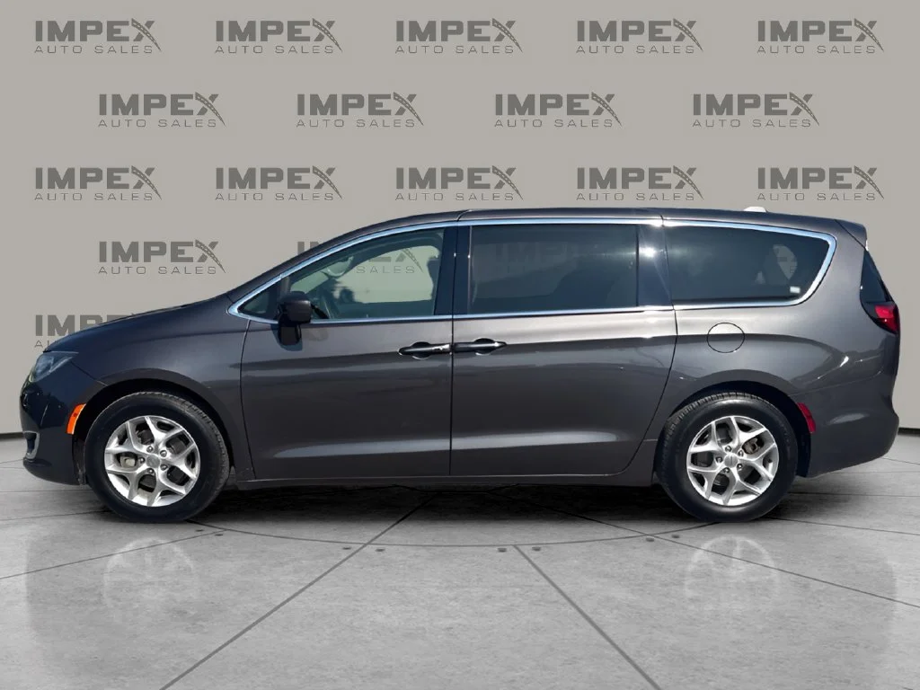 Used 2019 Gray Chrysler Touring Plus image 2