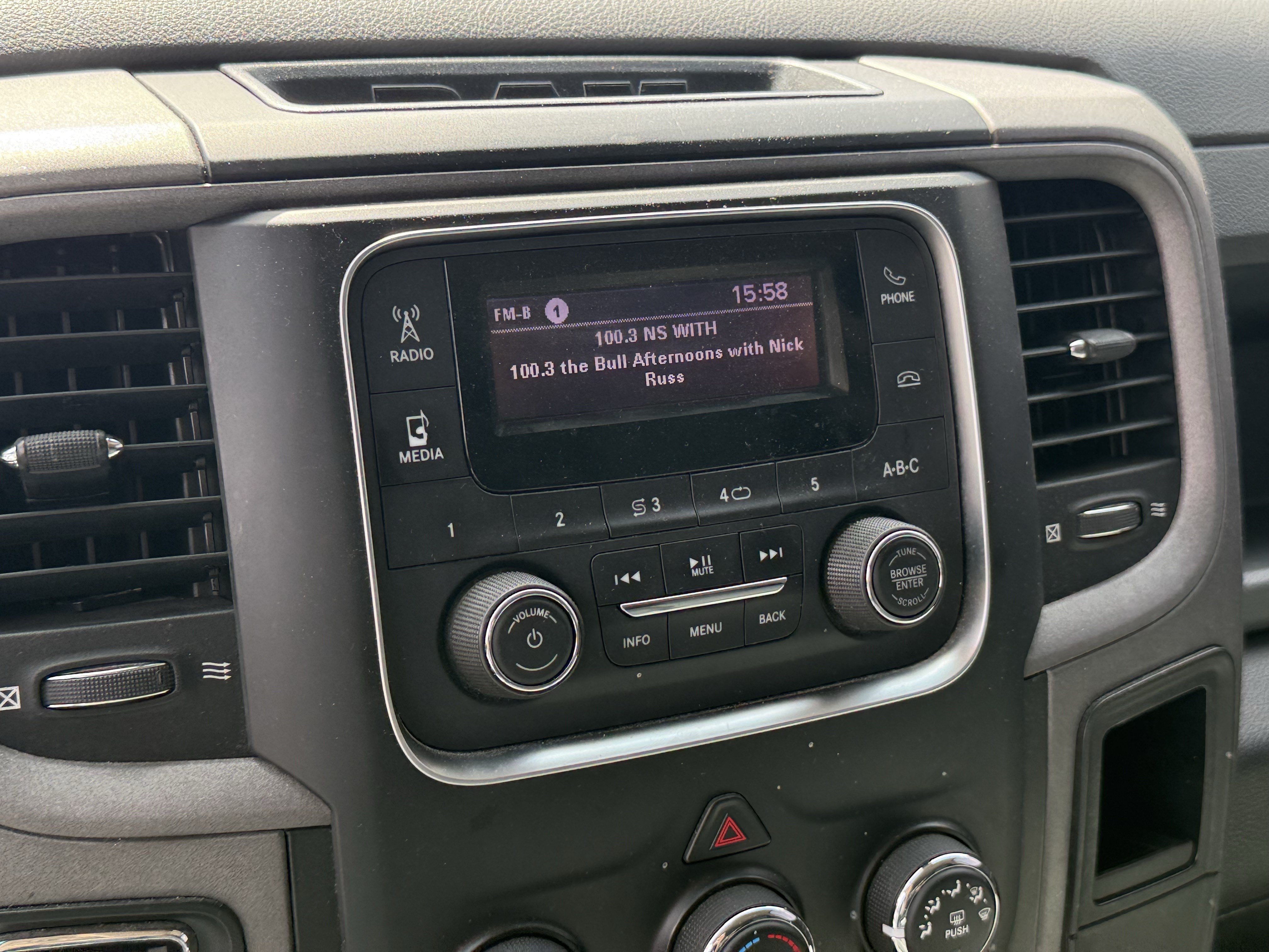 Used 2019 Granite Crystal Metallic Clearcoat Ram Tradesman image 19