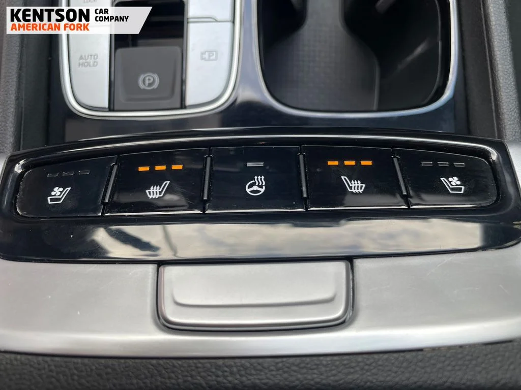 Used 2022 White Hyundai Limited image 43