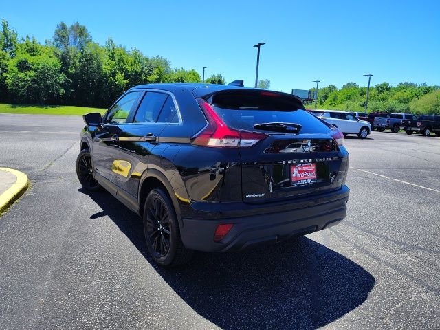 Used 2024 Black Mitsubishi LE image 5