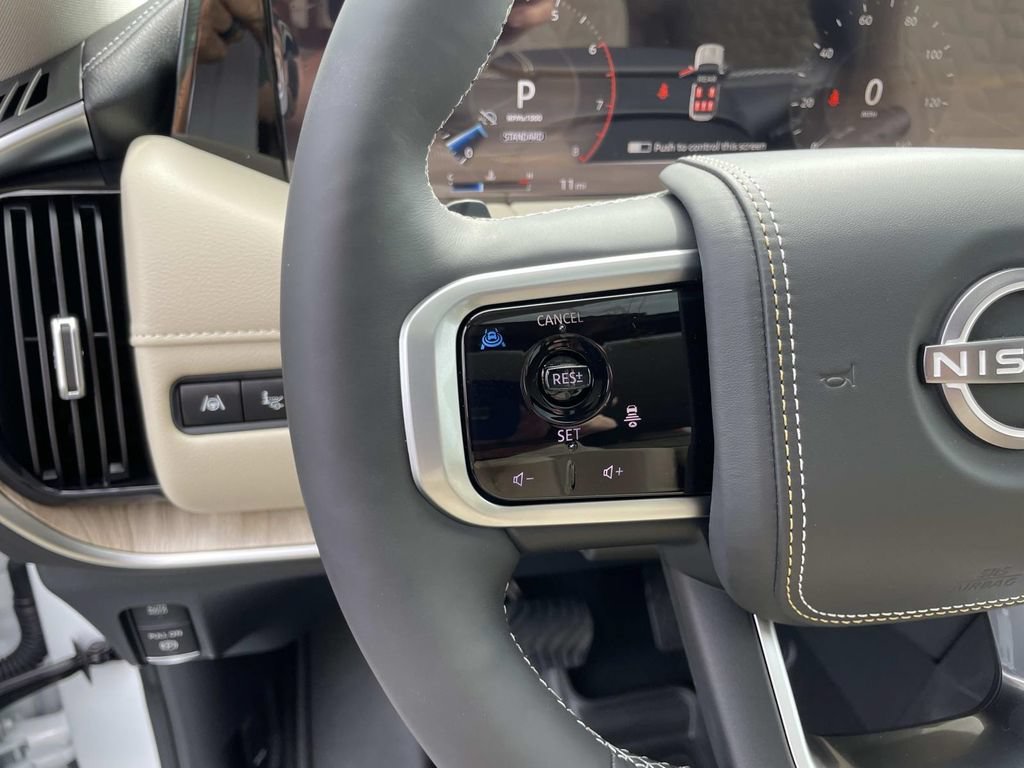 New 2026 Everest White TriCoat / Super Black Two-tone Nissan Platinum Reserve image 26