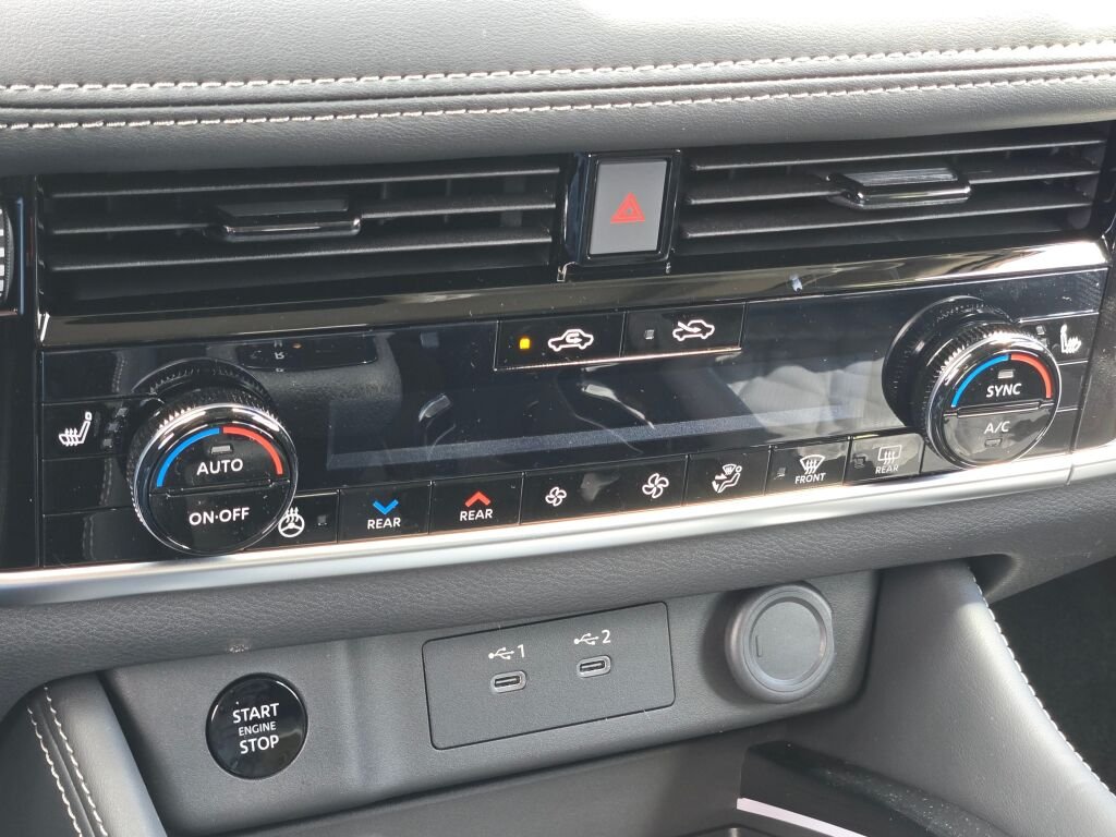 New 2026 Scarlet Ember Tintcoat Nissan Platinum image 33