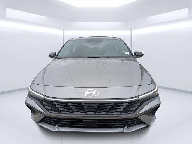 New 2026 Silver Hyundai SEL Sport Premium image 8