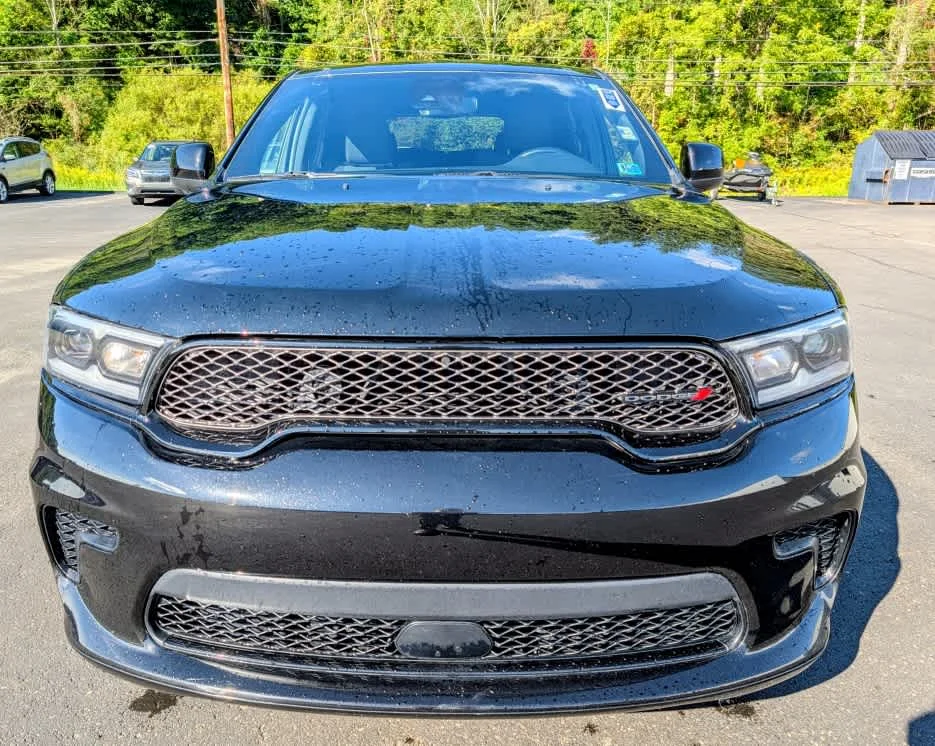Used 2023 DB Black Clearcoat Dodge SXT Plus image 2