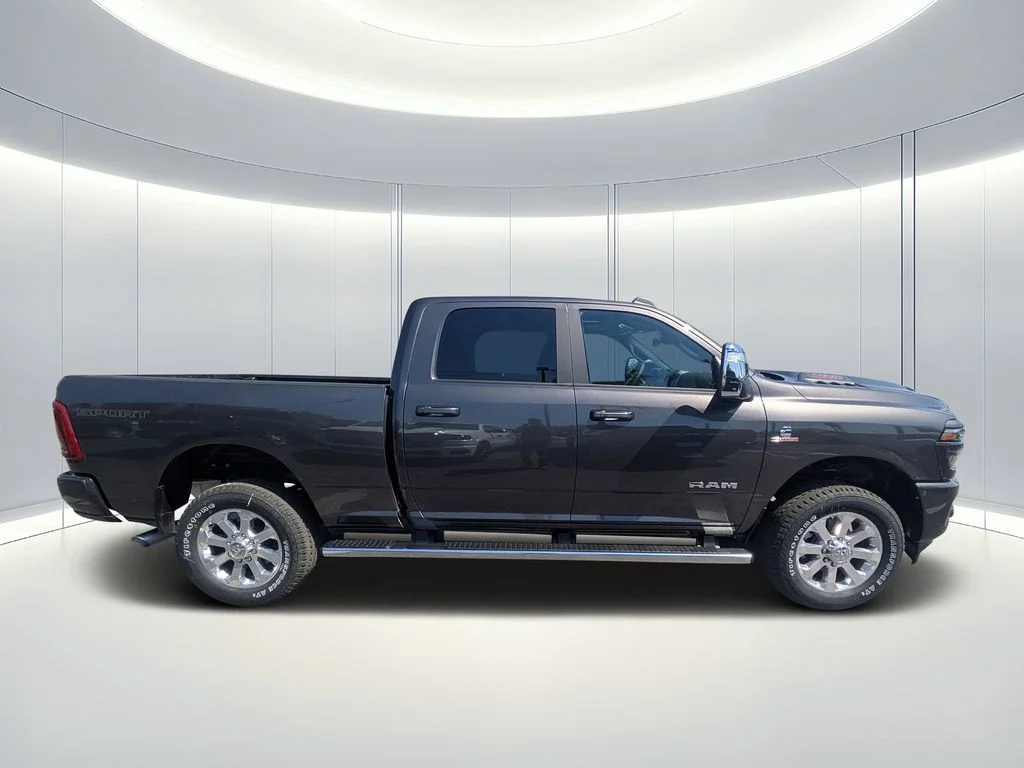 New 2026 Granite Crystal Metallic Clear-Coat Exterior Paint RAM Laramie image 3