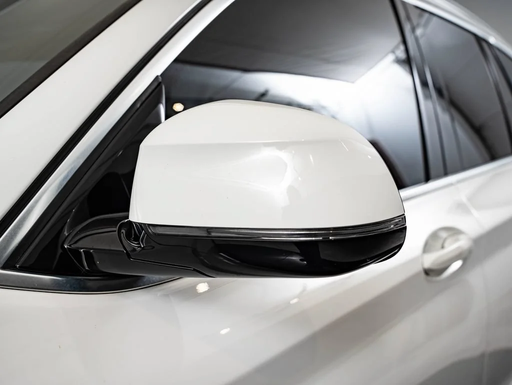 Used 2019 Alpine White BMW xDrive30i image 17