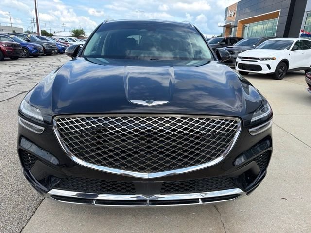 Used 2023 Black Genesis 2.5T image 2