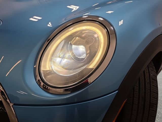 Used 2015 Blue MINI Base image 25