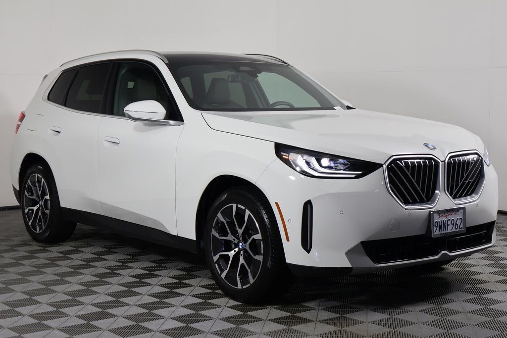 Certified Used 2026 Alpine White BMW 30 xDrive image 3