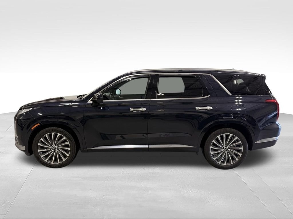Used 2024 Hyundai Palisade Calligraphy with VIN KM8R7DGE1RU699247 for sale in Golden Valley, Minnesota