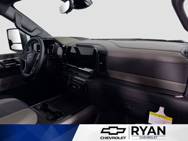2026 Chevrolet Silverado 2500 HD ZR2 - Photo 30