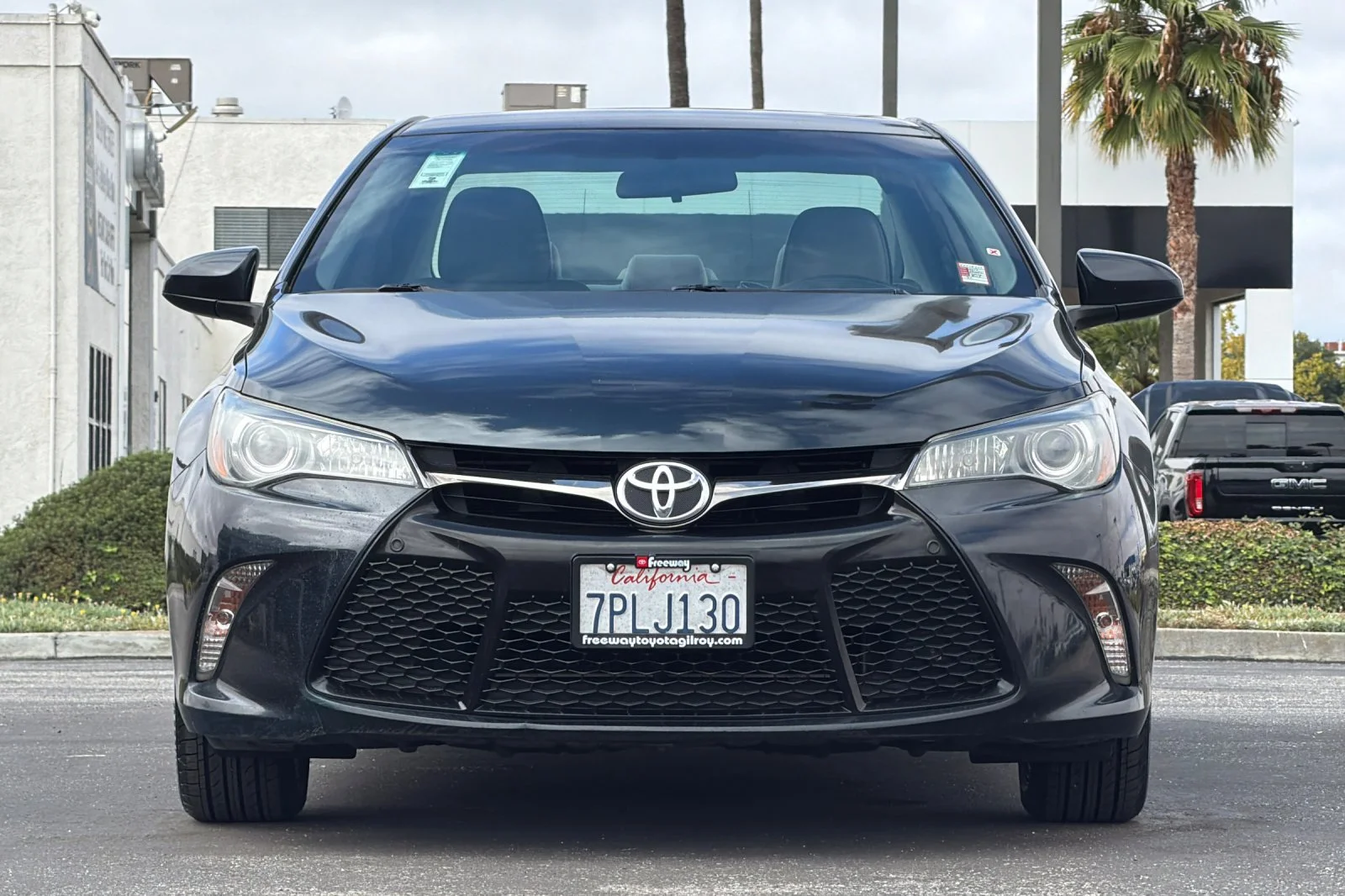 Used 2016 Gray Toyota SE image 10