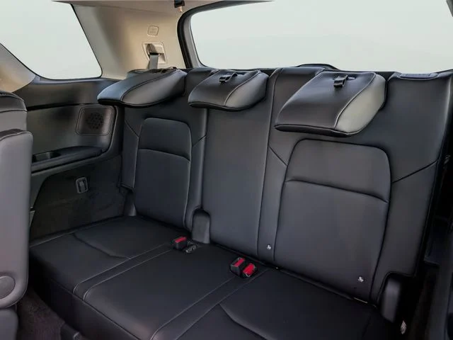 New 2026 Boulder Gray Pearl Nissan Platinum image 15