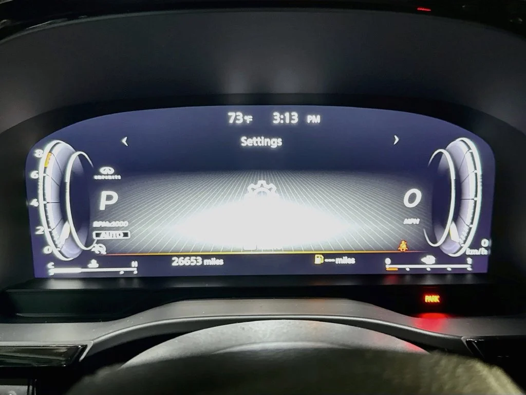 Certified Used 2023 White INFINITI Sensory image 13