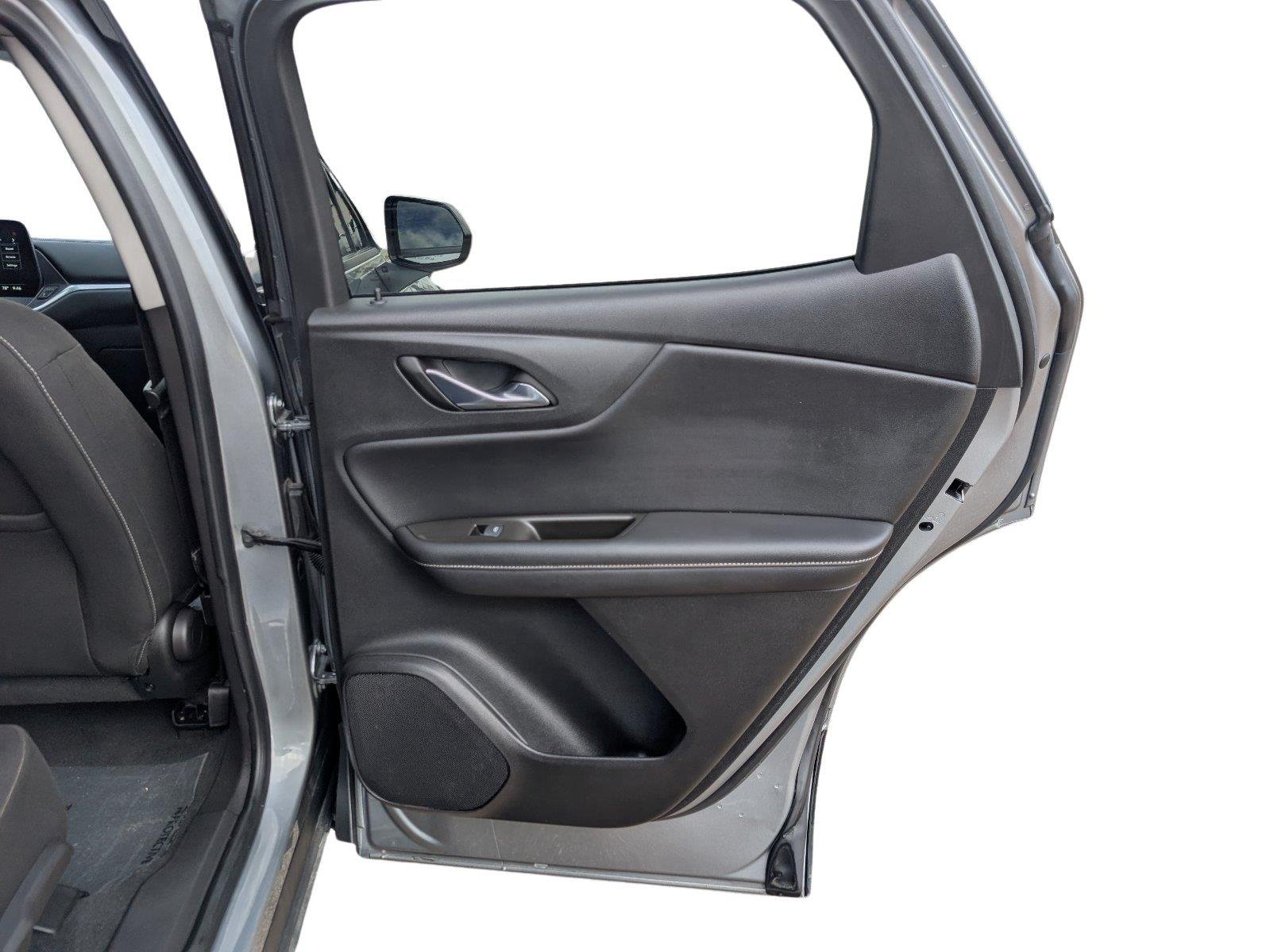Used 2023 STERLING GRAY METALLIC Chevrolet LT image 21