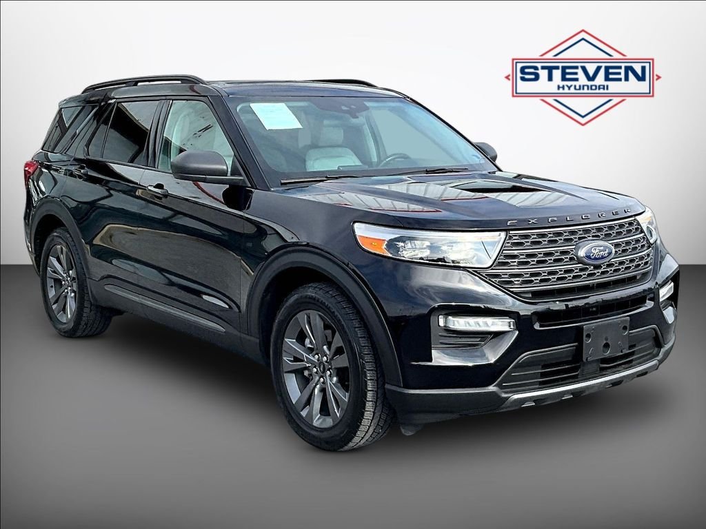 Used 2021 Black Ford XLT image 1
