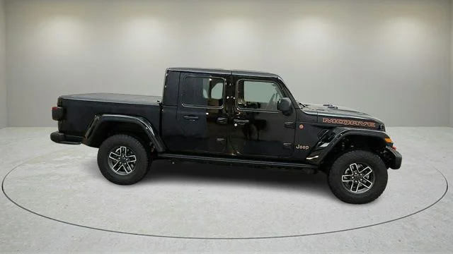 New 2026 Black Clear-Coat Exterior Paint Jeep Mojave X image 11