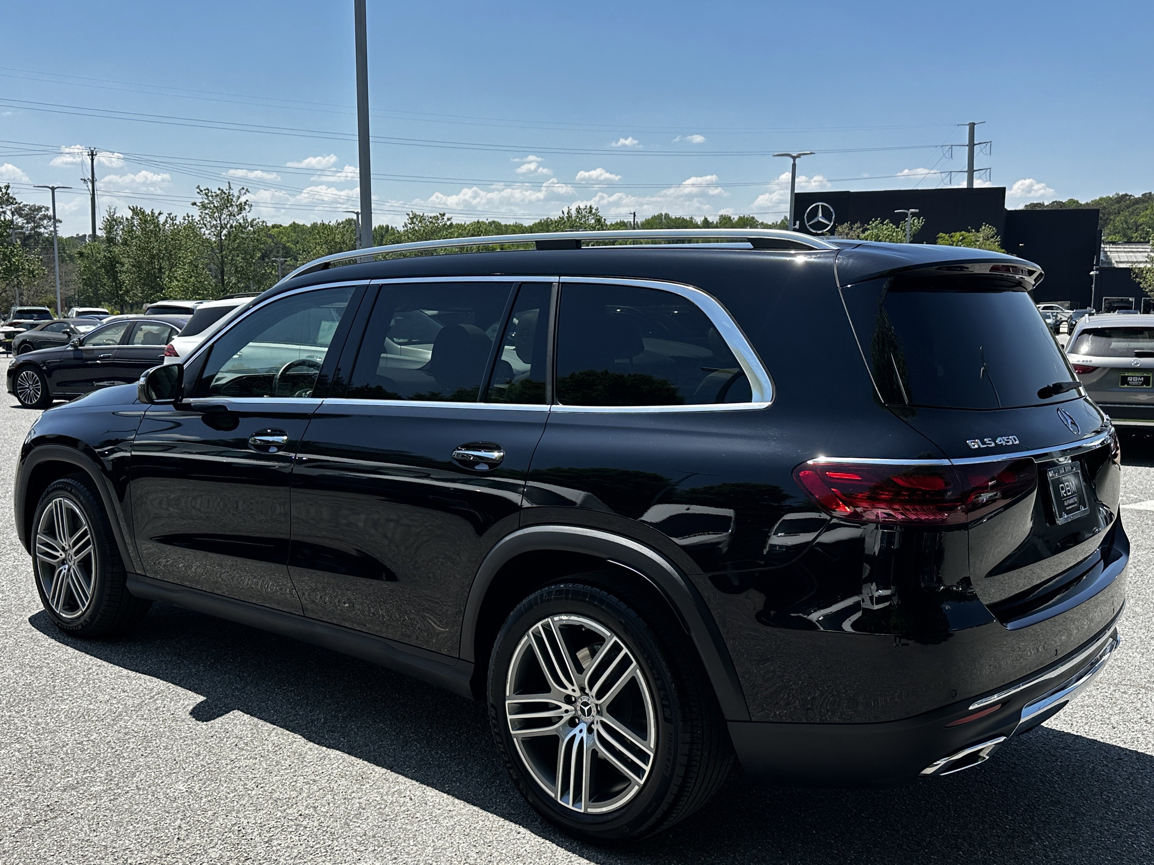 Certified Used 2025 Black Mercedes-Benz GLS 450 image 6