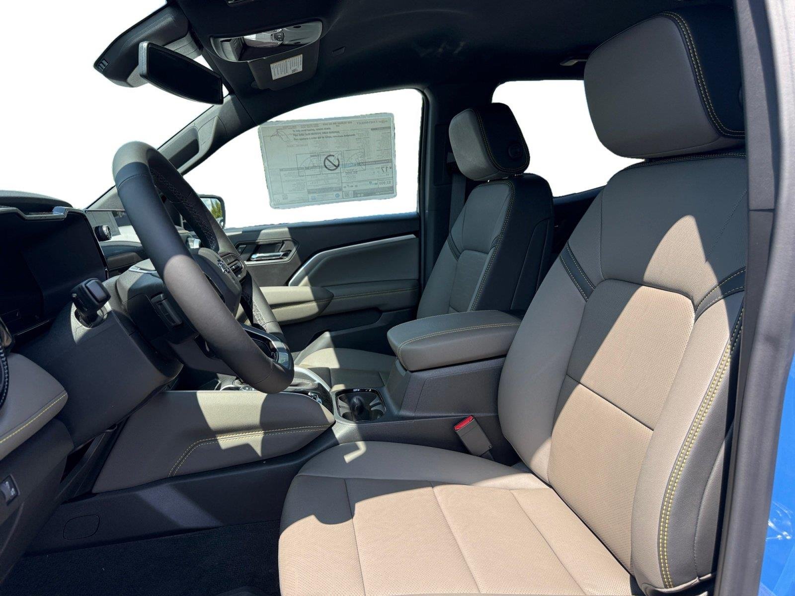 2026 Chevrolet Colorado ZR2 - Photo 10