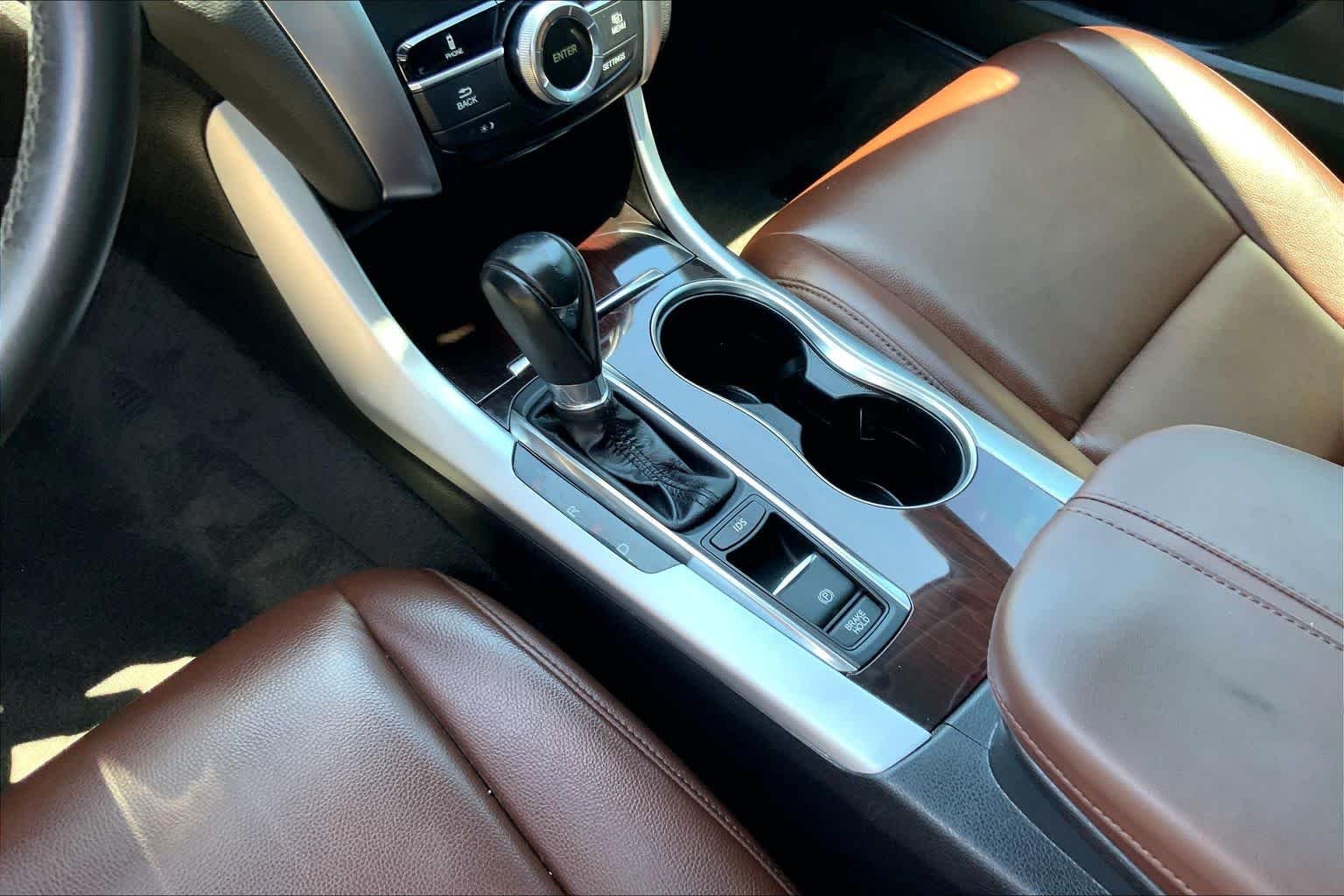 Used 2015 Black Copper Pearl Acura  image 15