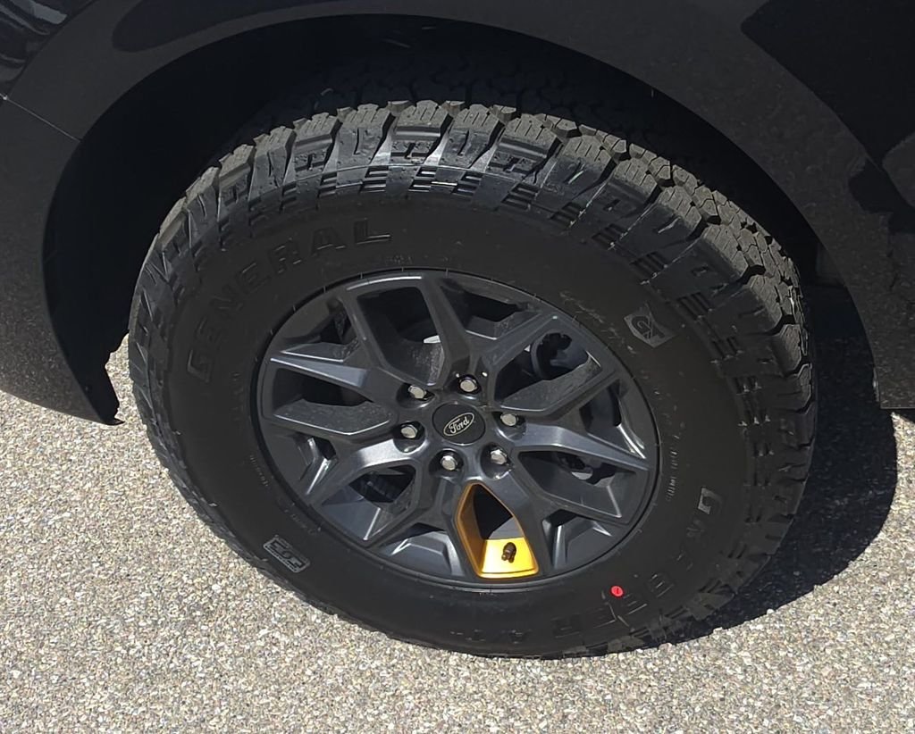 New 2026 Agate Black Metallic Ford Tremor® image 14