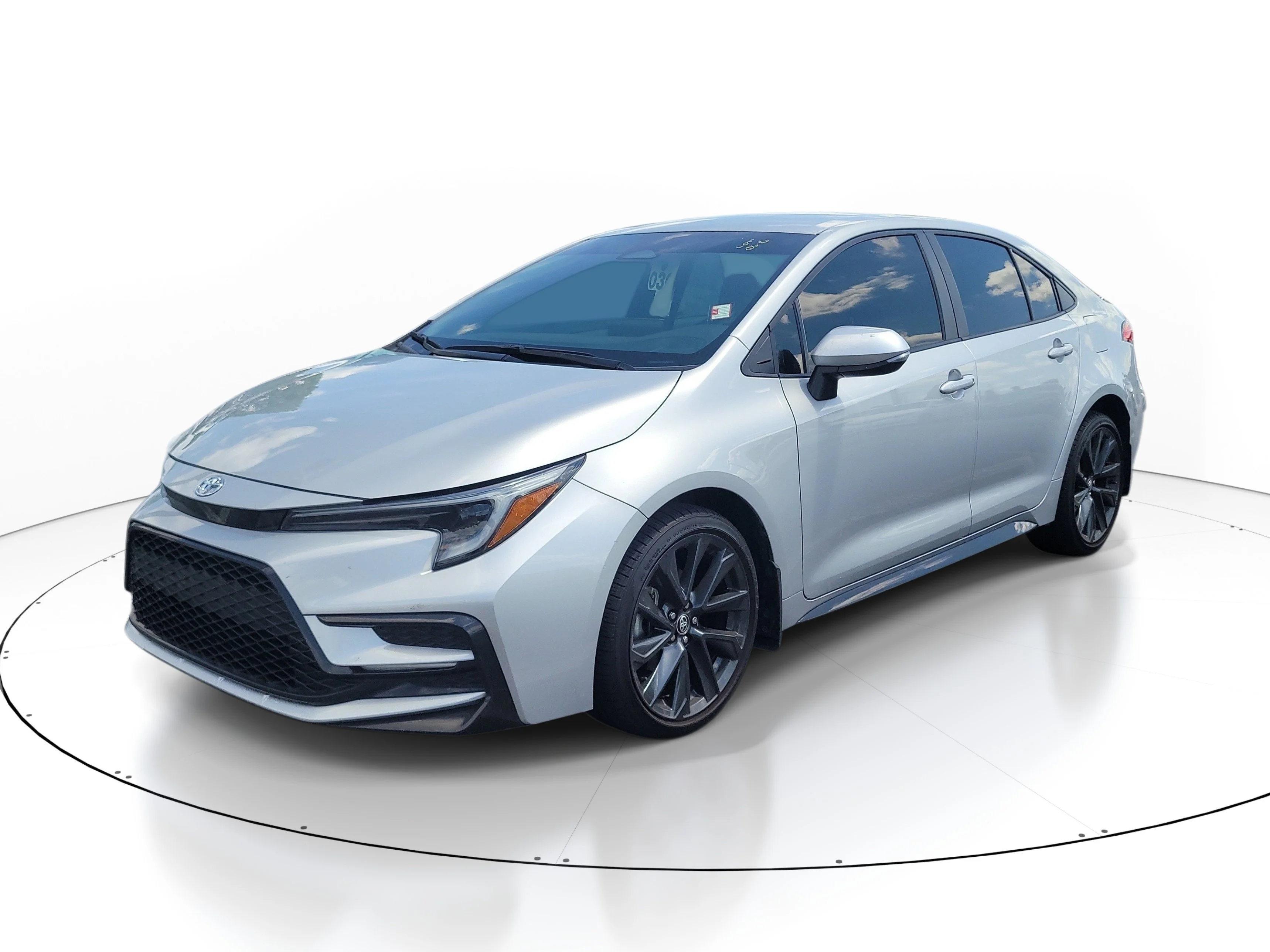 Used 2024 Classic Silver Metallic Toyota SE image 3