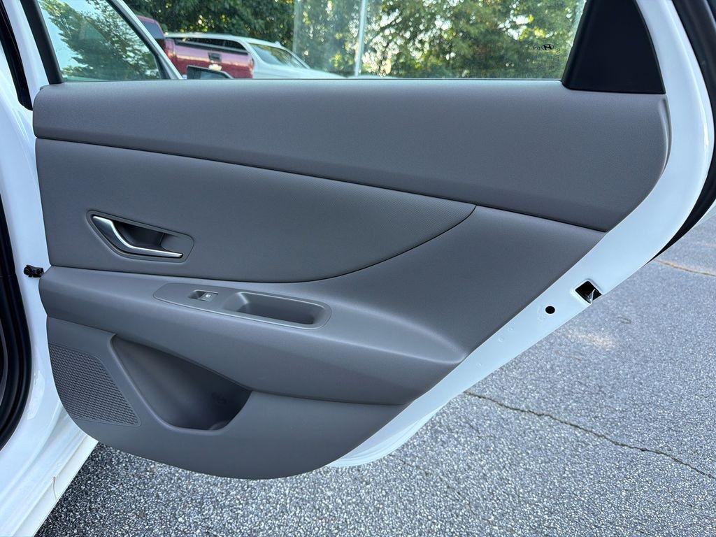 New 2026 White Hyundai SEL Sport image 16