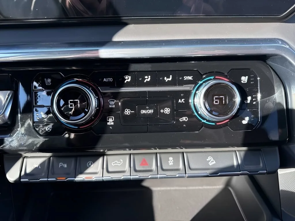 New 2026 Glacier White Tricoat GMC Denali Ultimate image 22