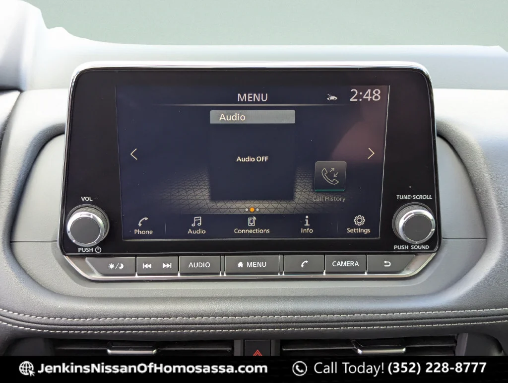 Used 2025 Blue Nissan SV image 34