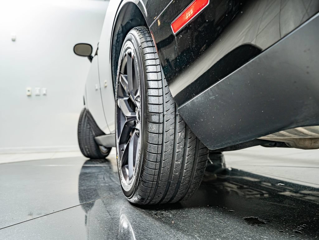 Used 2021 Pitch Black Clearcoat Dodge SXT image 42