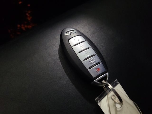 Used 2017 Graphite Shadow INFINITI Base image 39