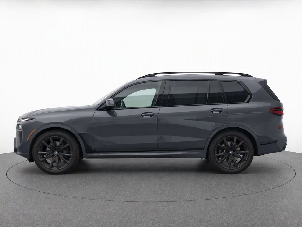 Used 2024 Gray Metallic BMW xDrive40i image 6