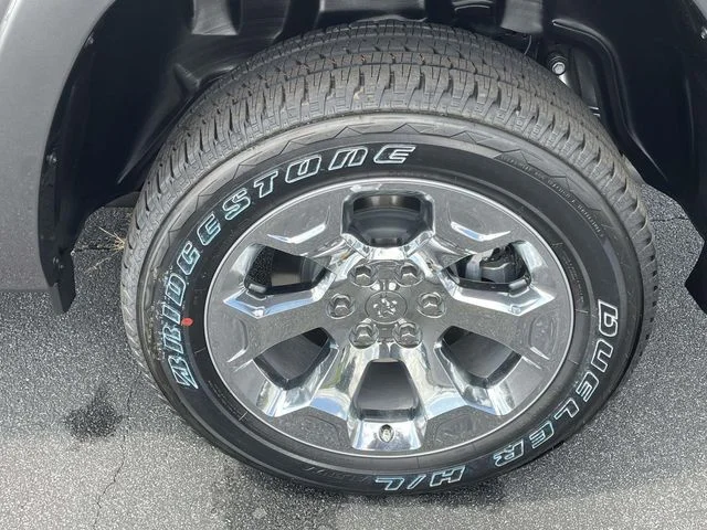 New 2026 Granite Crystal Metallic Clearcoat RAM Big Horn/Lone Star image 9