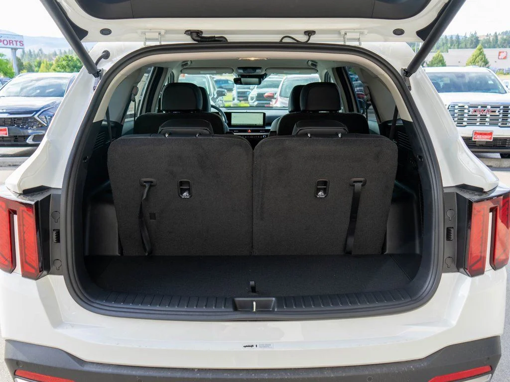 2025 Kia Sorento EX Hybrid - Photo 28