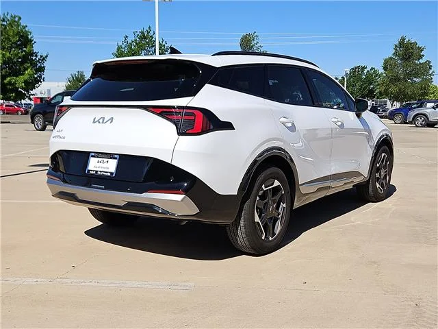 Used 2026 Glacial White KIA SX Front-Wheel Drive image 3