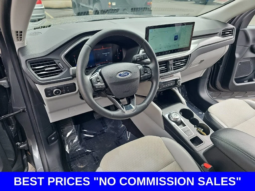 Used 2025 Gray Ford Base image 16