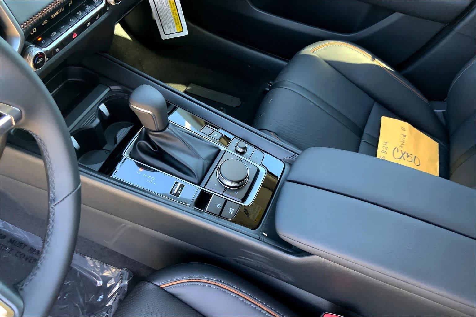 2026 Mazda CX-50 Premium - Photo 7