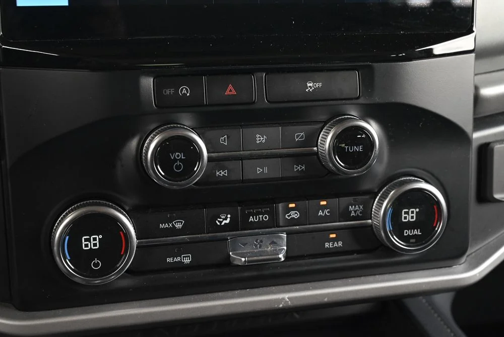 Used 2024 Black Ford XLT image 29