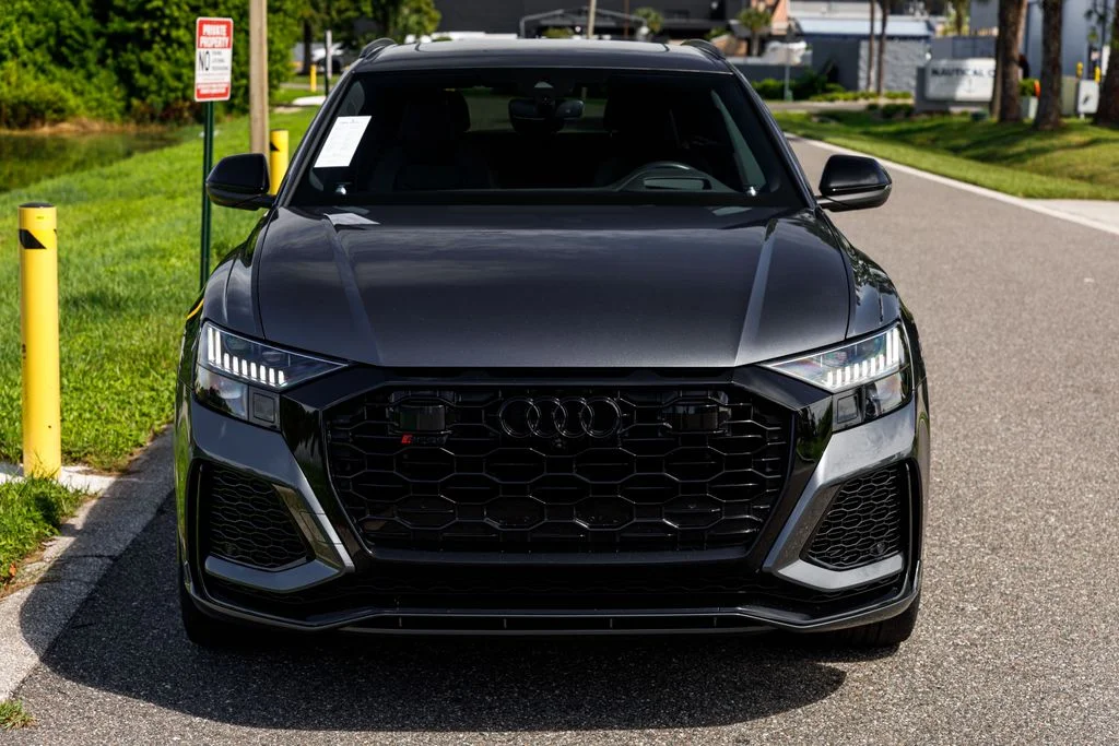 Used 2023  Audi 4.0T image 8