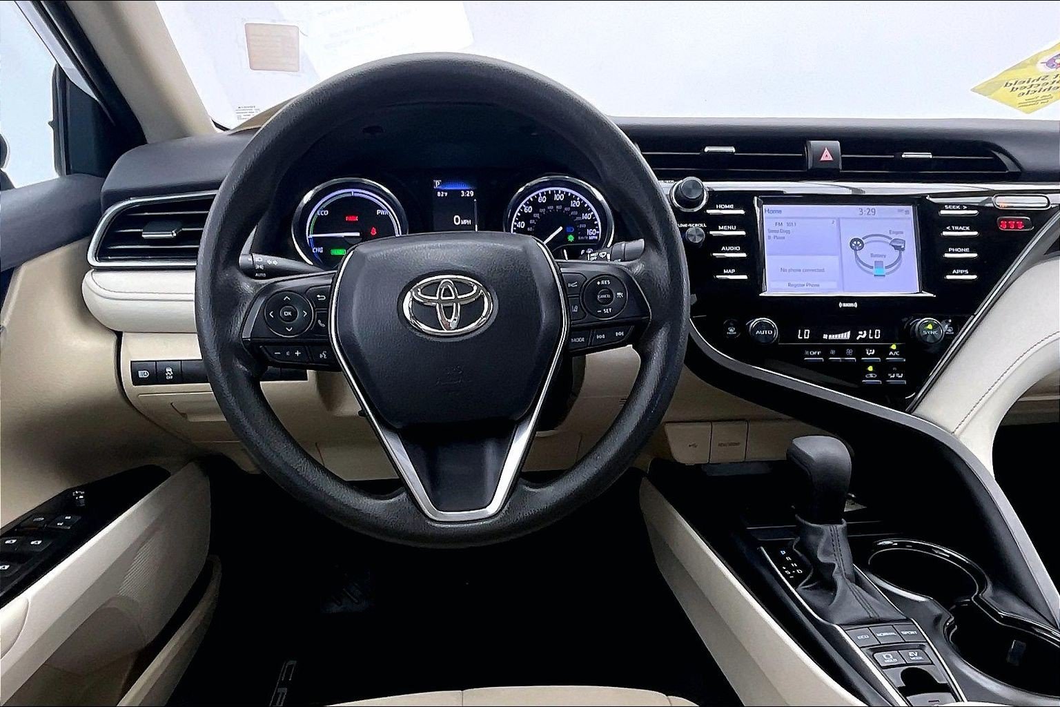 Used 2020 Super White Toyota LE image 4