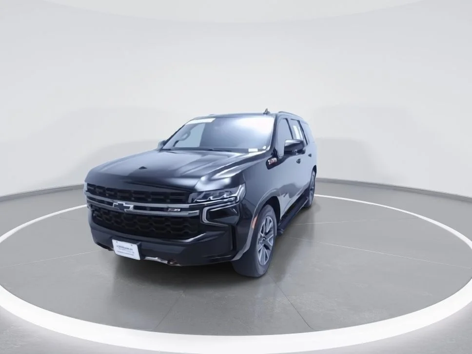 Used 2022 Black Chevrolet Z71 image 3