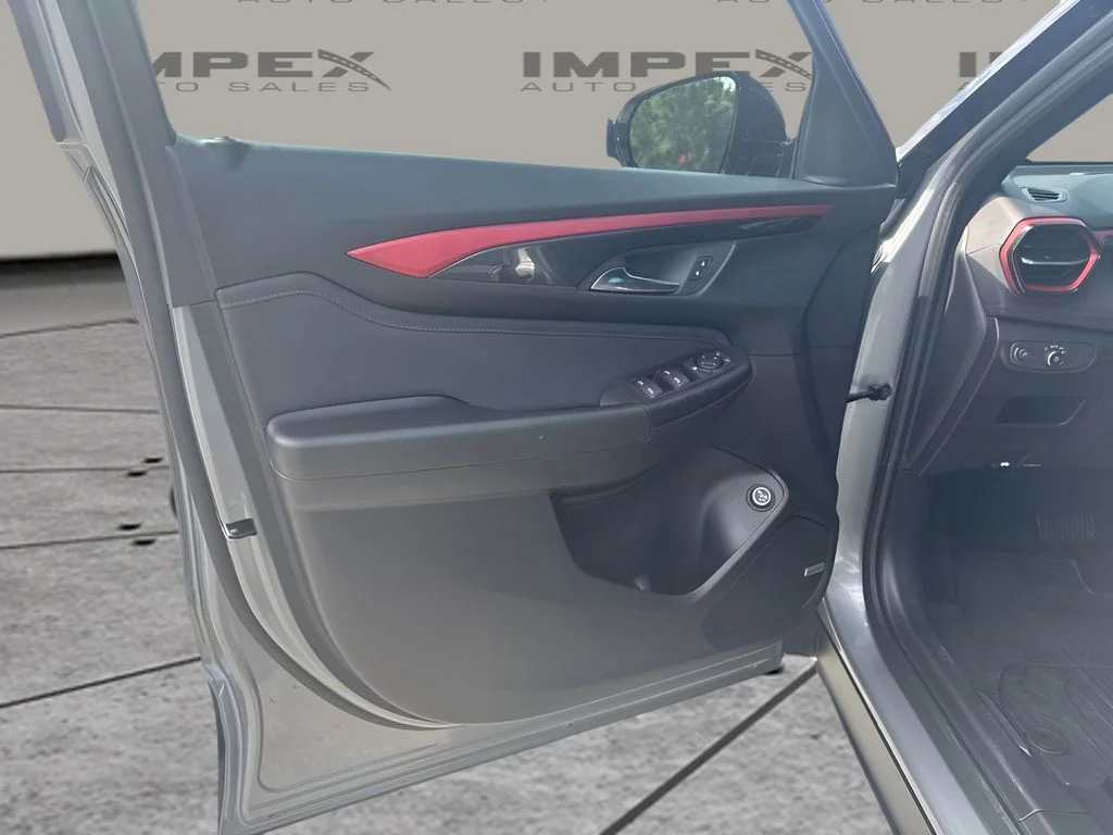 Used 2025 Gray Chevrolet RS image 15
