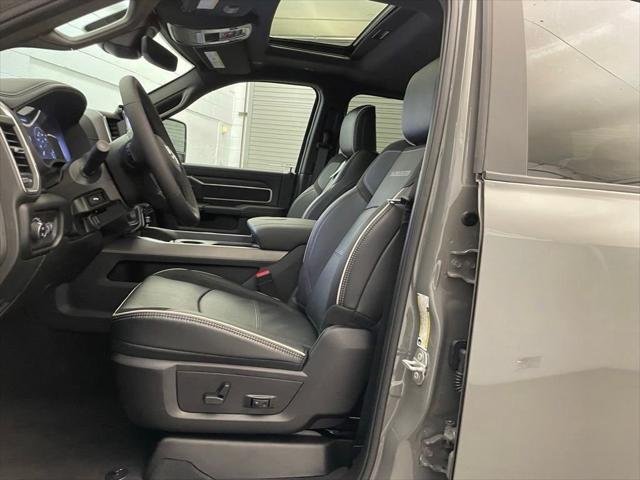 New 2026 Ceramic Gray Clear-Coat Exterior Paint RAM LARAMIE image 19