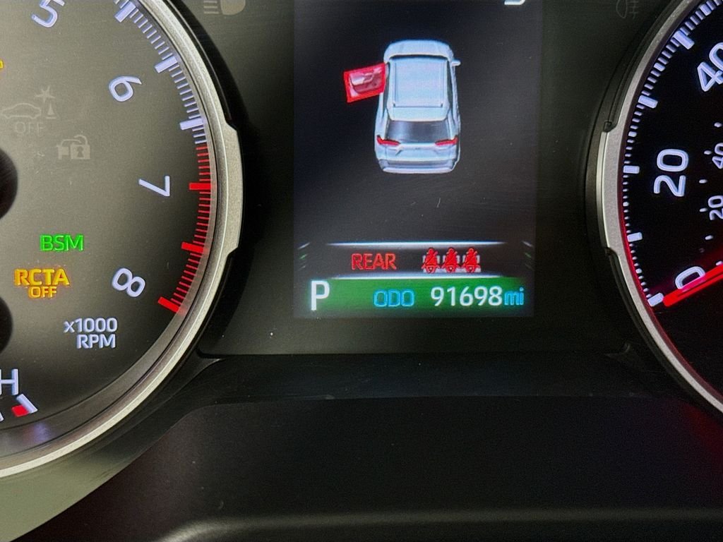 Used 2022 Lunar Rock Toyota XLE image 13